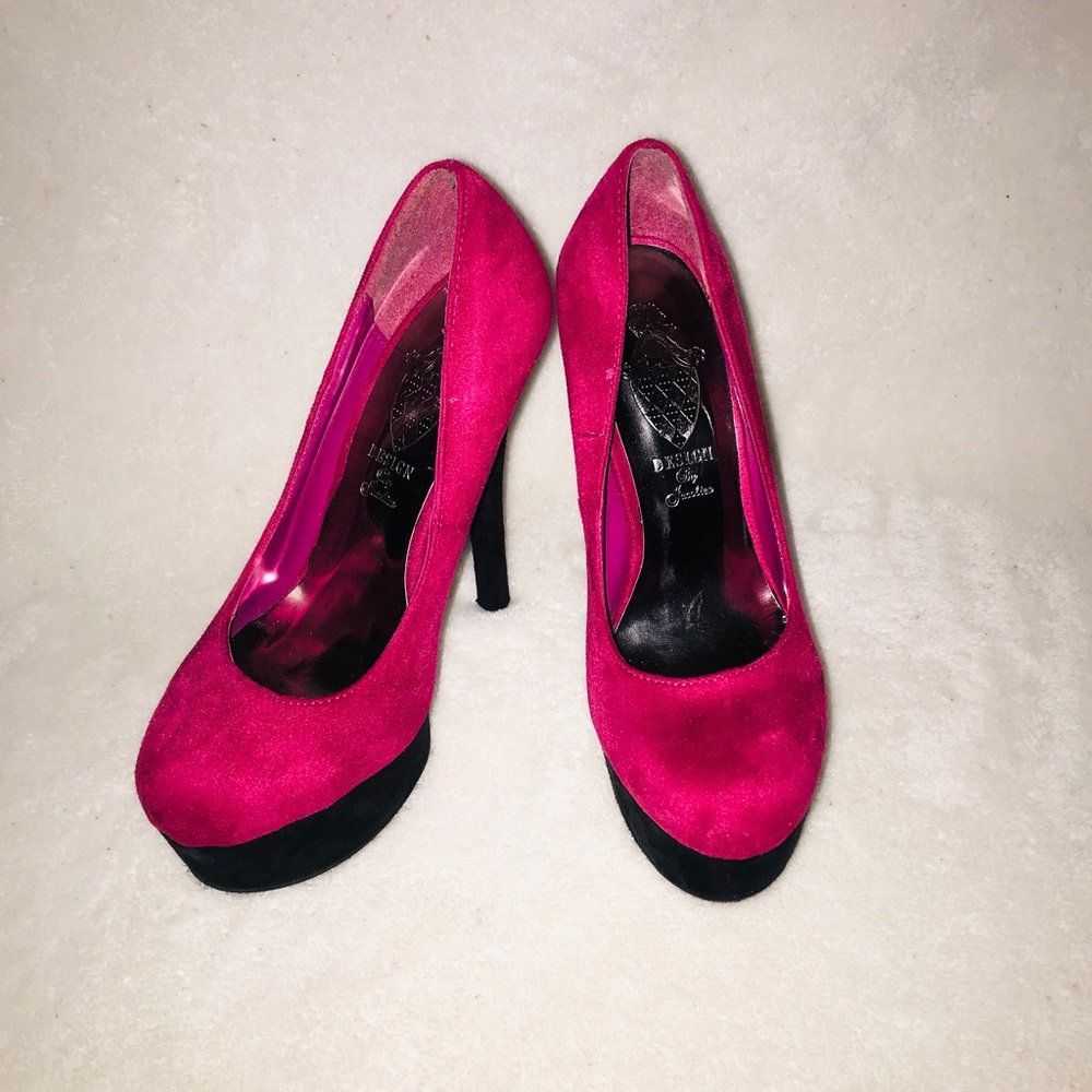 Design By Jacalies Velvet Platform Heels Sz 7